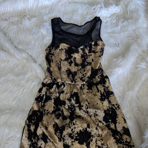 Black and gold bongo dress